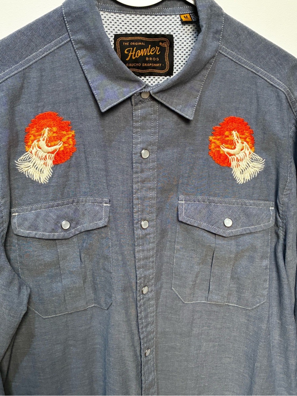 Howler Brothers - Bark at the Moon LS - Size MEDIUM